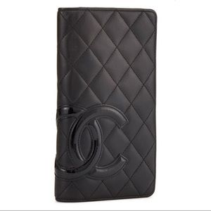 💎CHANEL💎 💯AUTHENTIC💯
BLACK QUILTED CALFSKIN WALLET
